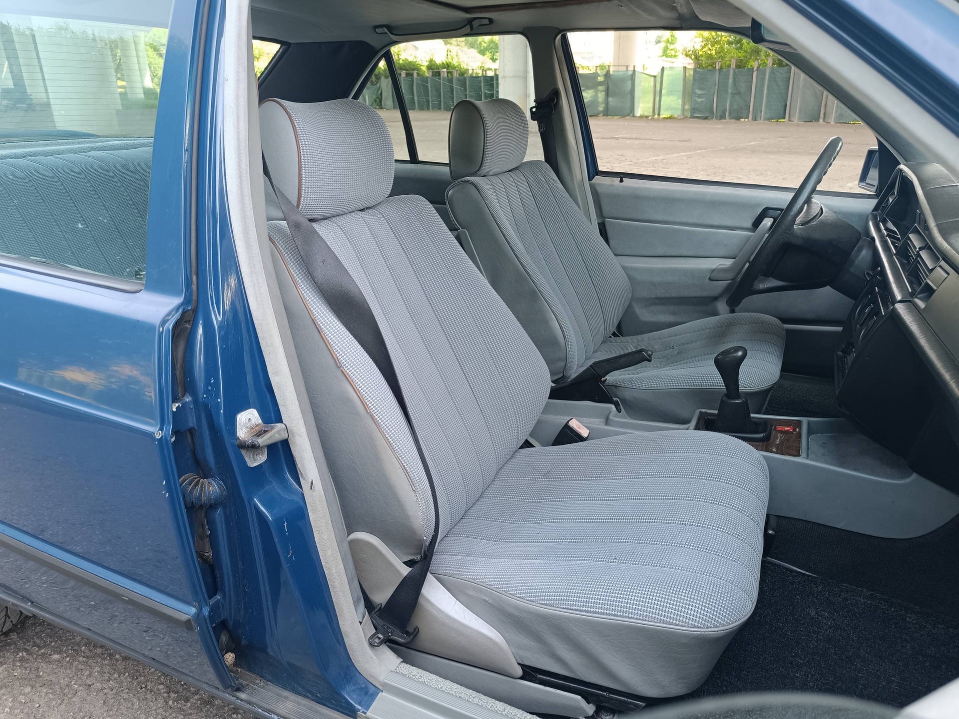 Mercedes 190d