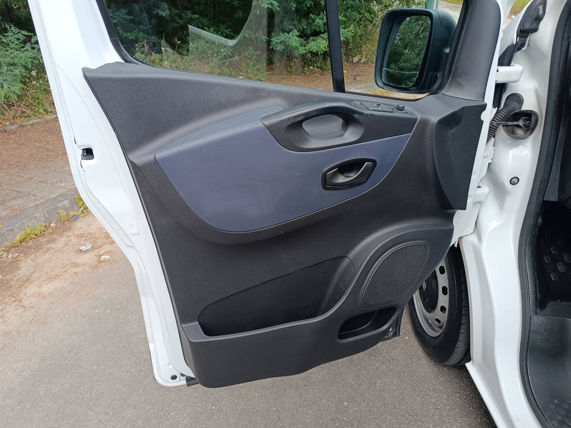 💯Opel  Vivaro 1.6 CDTI     9 lugares 