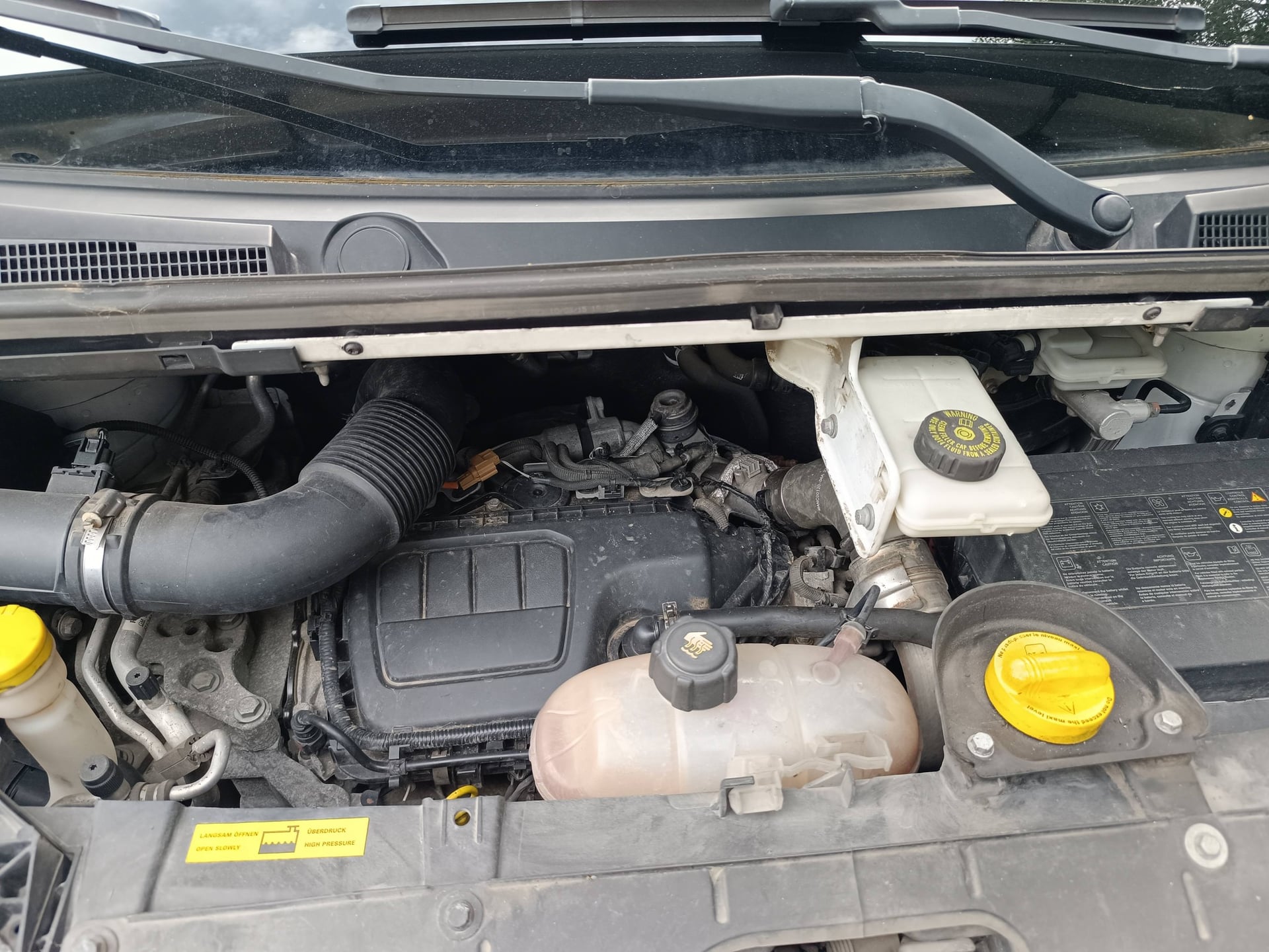 💯Opel  Vivaro 1.6 CDTI     9 lugares 